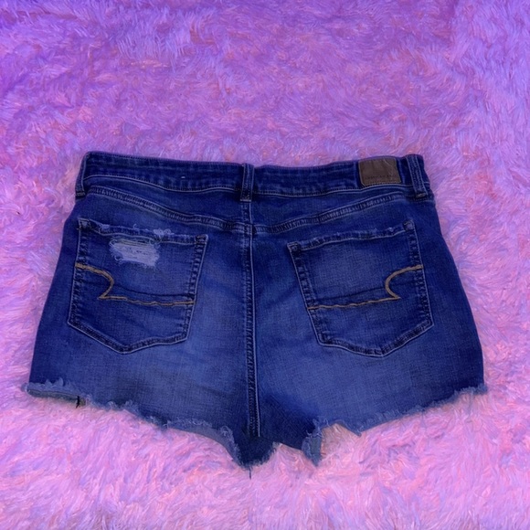 American Eagle high waisted jean shorts - Picture 3 of 6